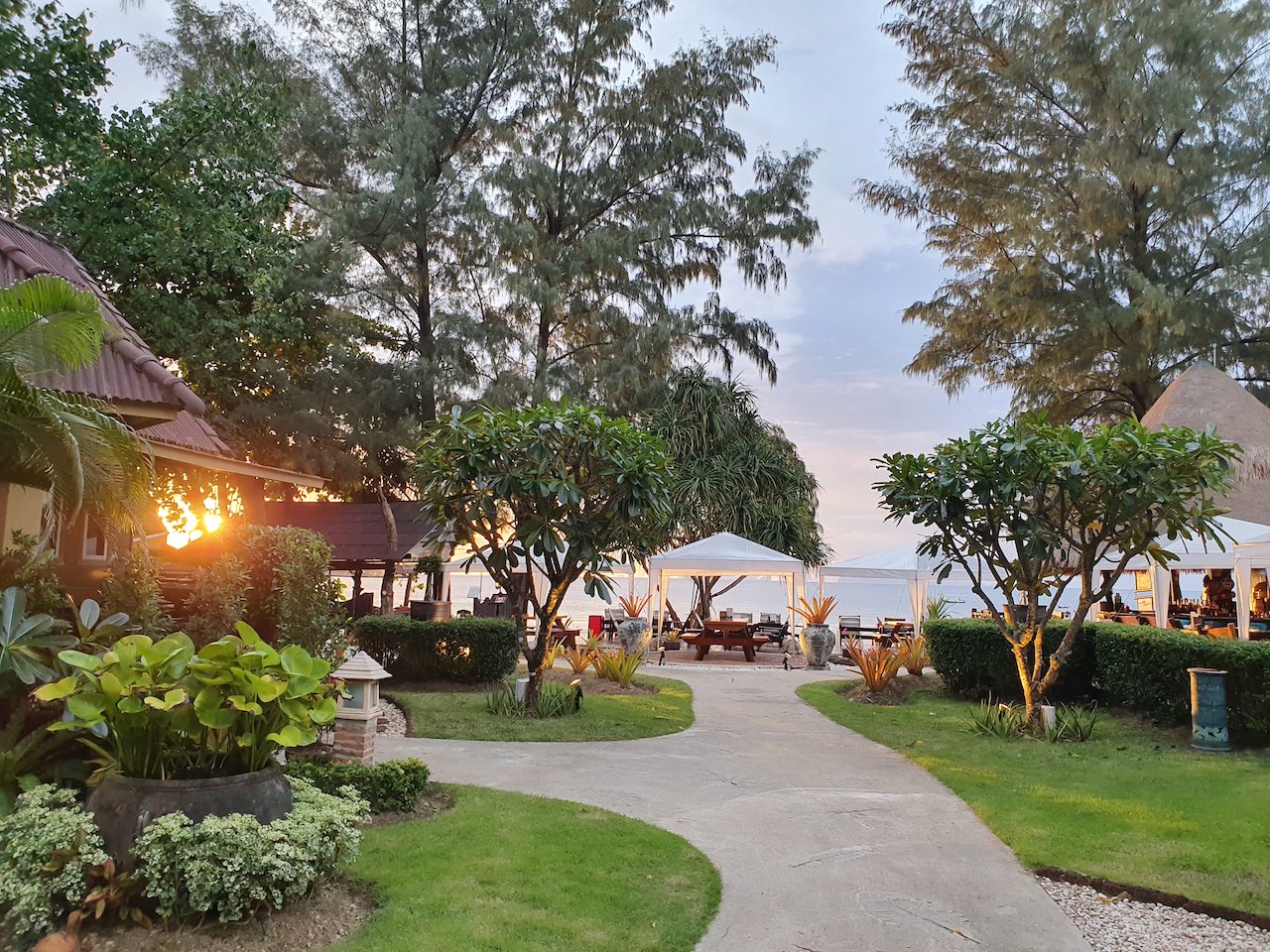 koh lanta castaway resort