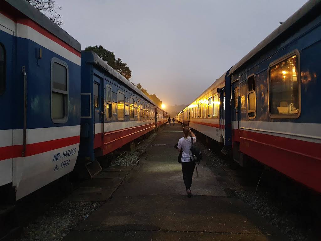 night train morning sapa