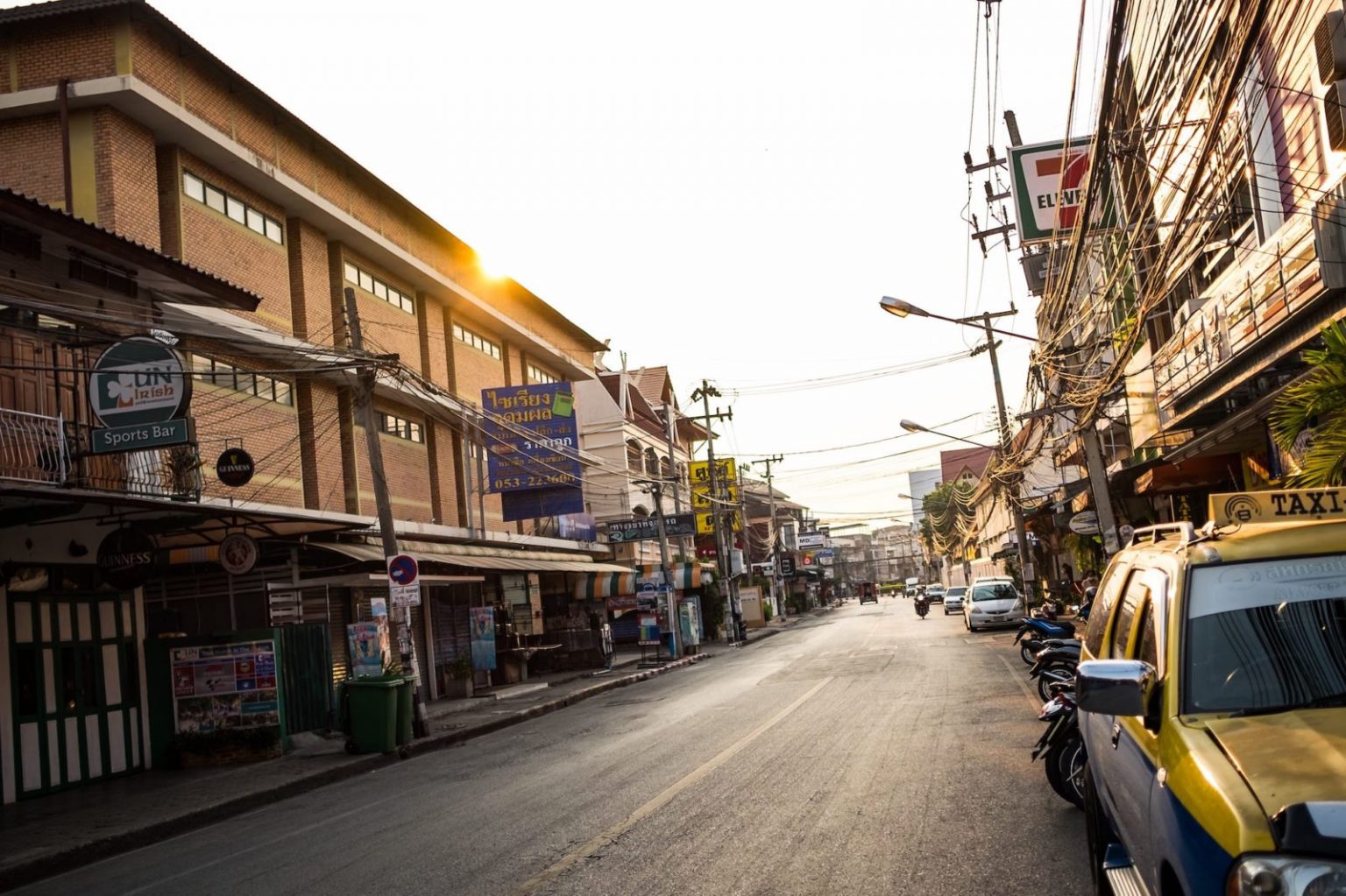 May 2019 - Travel & Income Report 9 chiang mai morning street photo